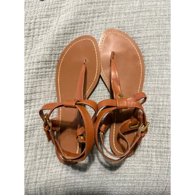 Sandalia Ralph Lauren de cuero con correa al tobillo para mujer 9  Foto 1 de 4