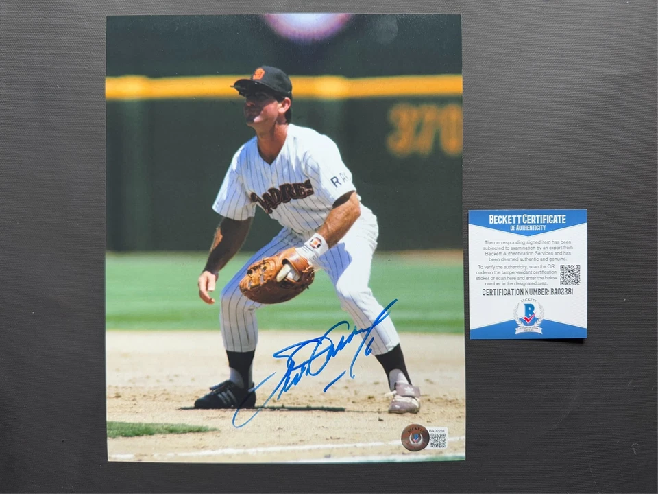 Steve Garvey Hot! signed autographed classic Padres 8x10 photo Beckett BAS coa - Image 1 of 1