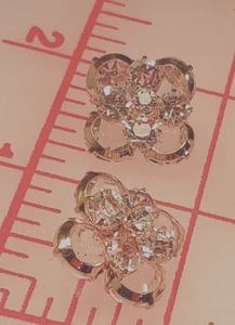 4 Multi Layer Gold Rhinestone Czech Shank Button 3-D Flower Design 3/4" #517 - Picture 1 of 6