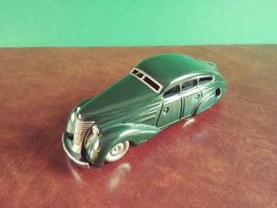 Hojalata Maybach de cuerda de hojalata Schuco #1010 de 1950 Foto 1 de 4