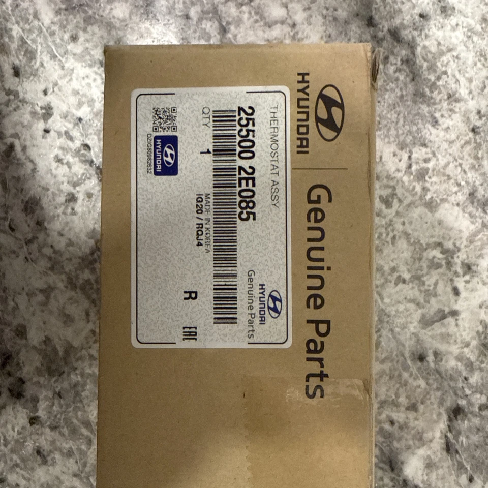 现代恒温器带外壳 原始设备制造商 全新带盒 — 第 1/4 张图片