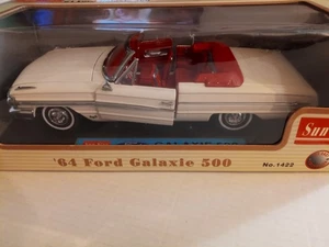 Sun Star 1964 Ford Galaxie 500 Convertible 1/18 scale diecast white - Picture 1 of 8