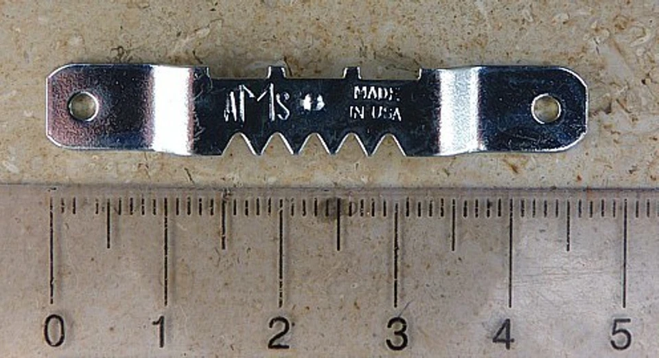 20x hochwertige Qualitäts Zackenaufhänger der Firma AMS