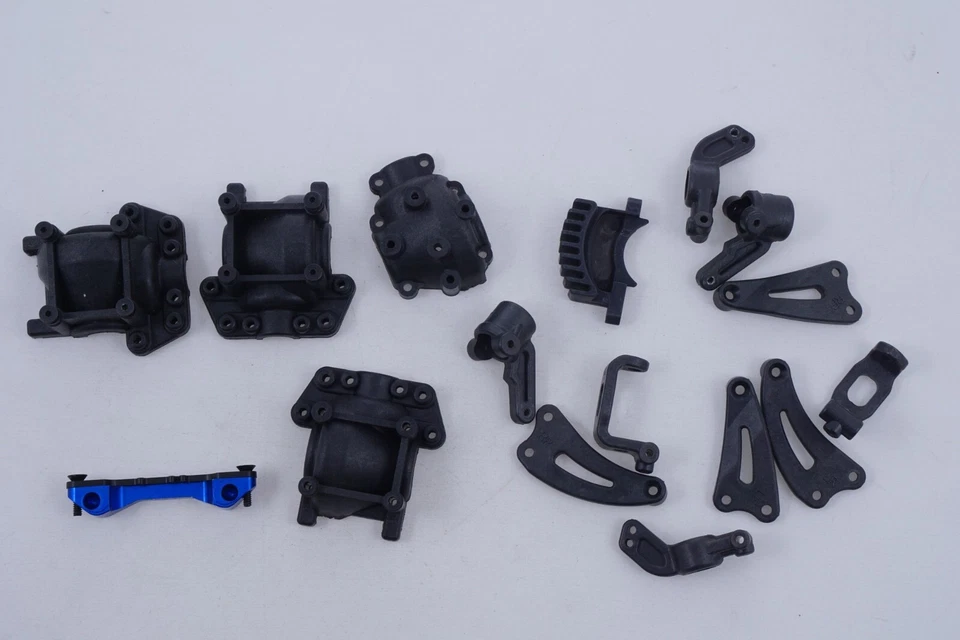 Team Associated Ersatzteil Unterschiedlich TC3 - Vintage Modellbau - Bild 1 von 1