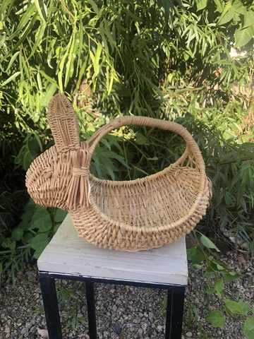 VTG Easter Bunny Rabbit Basket  11" long.  1989 Spring Summer Centerpiece Cover