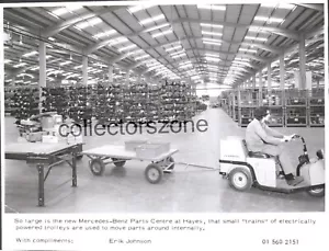 1980's Mercedes Benz Truck Part Centre Hayes Press Photo Corner Crease 8x6 in - Picture 1 of 2