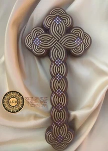 Cruz de mano hecha a mano con incrustaciones de madera de color dorado para obispos  - Imagen 1 de 8