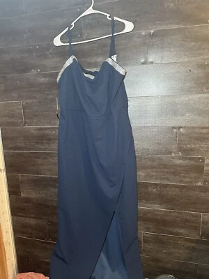 Vestido formal BCX talla 2xl Foto 1 de 4