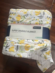 Bebe Au Lait Oh So Soft Muslim Super Snuggle Blanket New - Picture 1 of 5