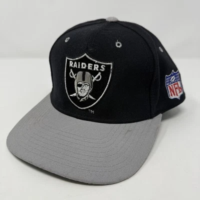 Gorra ajustada vintage de los Oakland Raiders para hombre negra gris NFL fútbol americano iniciador años 90 Foto 1 de 4