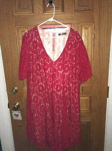 Women’s NEW Target Melonie Red Floral Lace Size 22W Lined, V Neck Dress - Picture 1 of 12