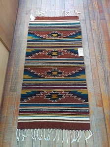 Alfombra de lana tejida a mano Zapotec; 22"x44"; ZP4-5 - Imagen 1 de 2