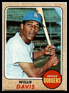 1968 Topps Willie Davis Dodgers #208 EX-MINT