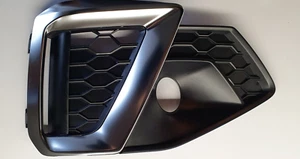 AUDI A4 Avant B9 Front Right Air Guide Grille 8W0807682AM NEW GENUINE - Foto 1 di 3