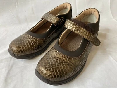 **NUEVOS con etiquetas** Mocasines Drew Rose 14375-7F - Estampado bronce, tamaño 7,5 estrecho Foto 1 de 4