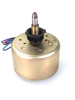 Dual EDS 502 Turntable Motor Spindle Dual 607, 617, 627, 628 TESTED - Image 1 of 4