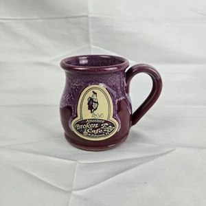Taza Deneen Pottery Another Broken Egg Café - Tallahassee FL, púrpura redonda vientre - Imagen 1 de 9
