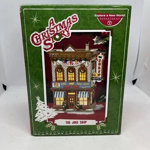 Reparto 56: Una storia di Natale "IL NEGOZIO DELLO SCHERZO" edificio illuminato (NUOVO) in scatola - Foto 1 di 10