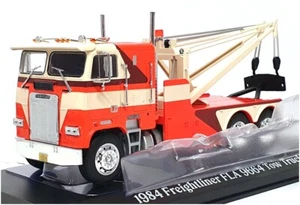 Greenlight 1/43 Scale 86631 - 1984 Freightliner FLA 9664 Tow Truck Orange/Cream - Picture 1 of 5