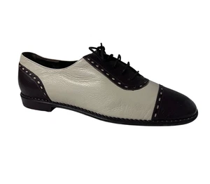Oxford Salvatore Ferragamo Spectator Mujer Talla 6.5 Marrón Blanco Cuero - Imagen 1 de 12
