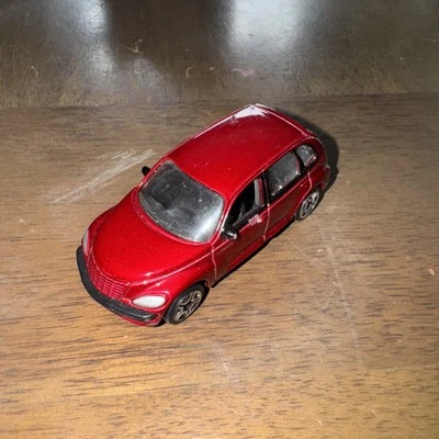 Motor Max Super Wheels 1:64 Scale Die Cast 6016 Red Chrysler PT Cruiser Mopar - Image 1 of 4