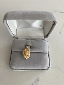 10k Yellow Gold Saint Christopher Medal Pendant Charm Necklace Religious Patron - Picture 1 of 5