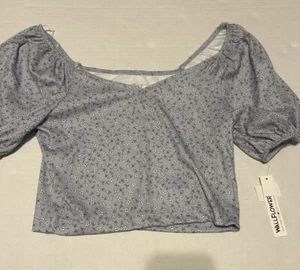 Wallflower Junior Shirt Size M Blouse Top Off The Shoulder Floral Crop E201 - Picture 1 of 3