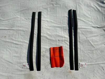 NEU Satz Schutzzierleisten Tür vorne hinten Original Irmscher Opel Vectra C Sth - Bild 1 von 4