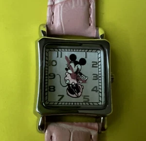 Disney Parks  Minnie Mouse Pink Band Wrist Watch K130-6377 New Battery - Picture 1 of 4