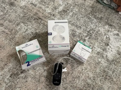 BabyBuddha Portable Breast Pump Bundle Includes Pump + Accessories Open Box - Image 1 of 2