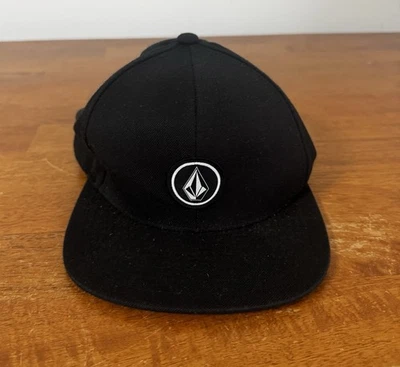 Volcom Men’s Snapback Skater Hat Black Wool Blend Punk Surfer  - Image 1 of 4