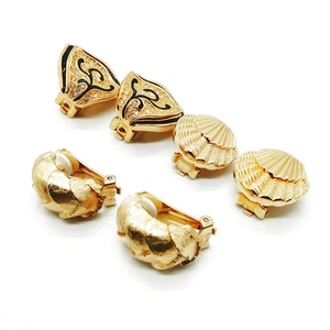 Juego de 3 pendientes Dior metal dorado 2754568 - Imagen 1 de 11