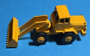 LESNEY MATCHBOX SERIES, 1967, #69 HATRA TRACTOR SHOVEL - Picture 1 of 5