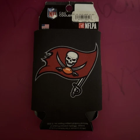 TOM BRADY TAMPA BAY BUCCANEERS CAN BOTTLE COOZIE COOLER KOOZIE HOLDER NFL Cover
