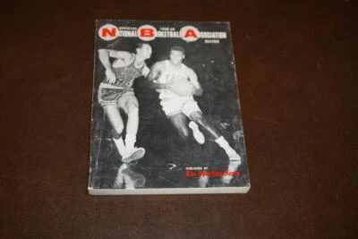 1968 1969 TSN SPORTING NEWS NBA BASKETBALL LEAGUE  GUIDE EX-MINT PLUS - Image 1 of 2