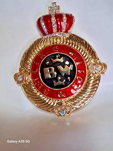 Butler and Wilson Crystal & Enamel iconic medal  Brooch  new in box - Picture 1 of 2