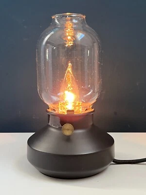 Lámpara de mesa IKEA TARNABY con perilla de atenuación antracita negra TÄRNABY Foto 1 de 4