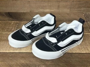 ⚡️Vans Knu Skool Black/True White Sneaker Shoes VN000CYU6BT Youth Kids 11 NEW⚡️ - Picture 1 of 6