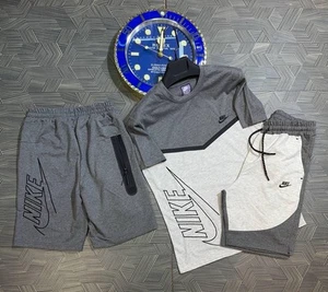 Short set - Picture 1 of 2