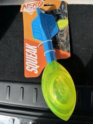 Juguete de fútbol americano Nerf para perros grandes Foto 1 de 3