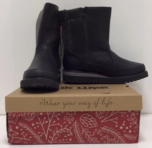 MUK LUKS Women’s Wedge Boot In Black US Size 9 W - Picture 1 of 5