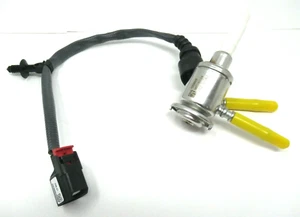 GM 12696018 Reductant Fluid Injector 2020-2024 6.6L Diesel (GENUINE OEM) *NEW* - Foto 1 di 5