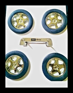 Juego de 4 posavasos de vidrio de mesa de carreras SKF - Imagen 1 de 3