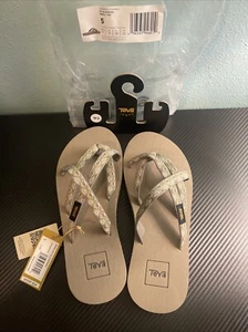 New With Tags Teva Womens Olowahu Kaleidoscope Neutral Size 5 Style 6840-W - Picture 1 of 9