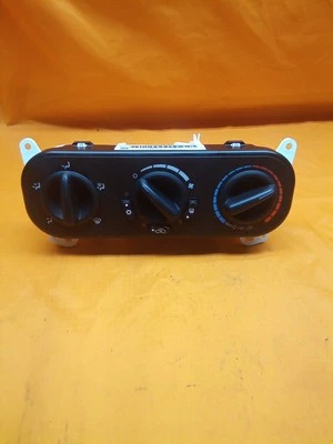 Dodge Caliber 2009 OEM calefacción aire acondicionado panel de control temperatura clima P55111874af Foto 1 de 4