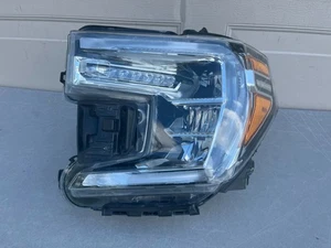 2019 2021 GMC Sierra 1500 Headlight oem - Picture 1 of 13