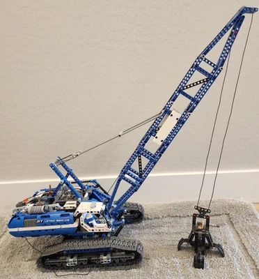 LEGO TECHNIC: Crawler Crane Retire (42042) - Image 1 of 4