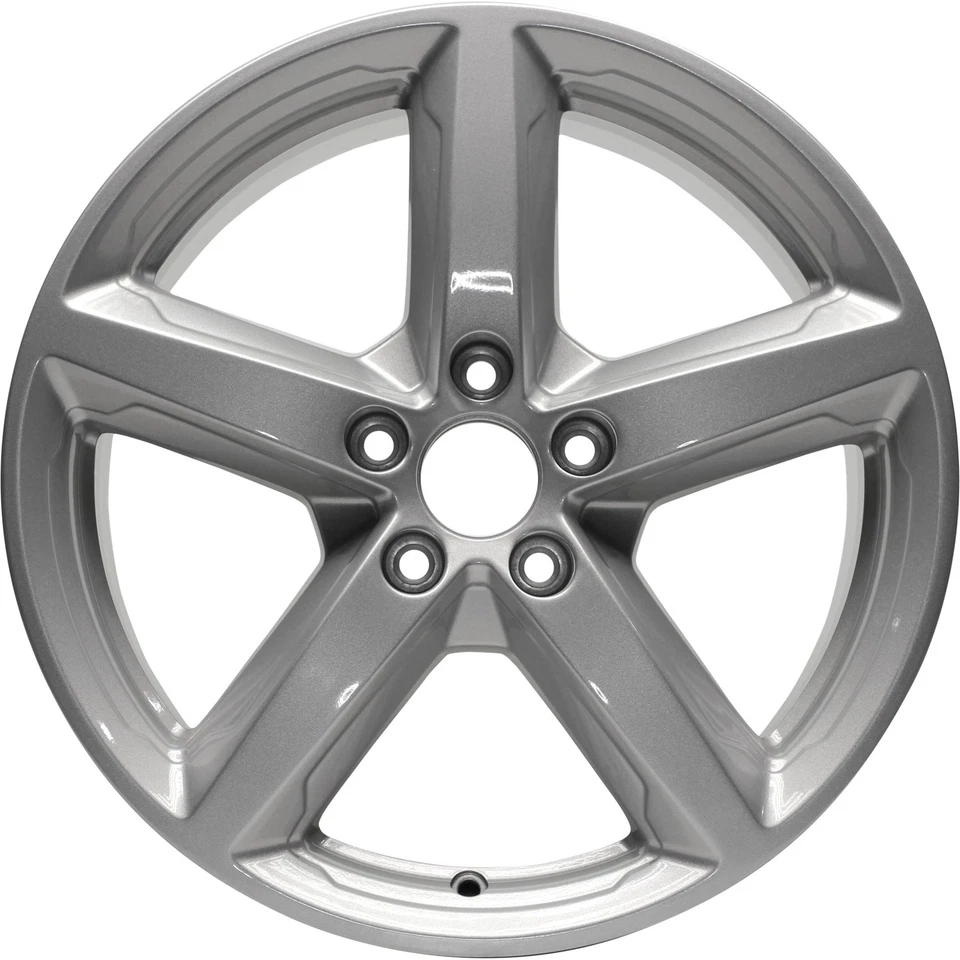 Reconditioned 18x8 Painted Silver Wheel fits 560-10059 - Image 1 of 1