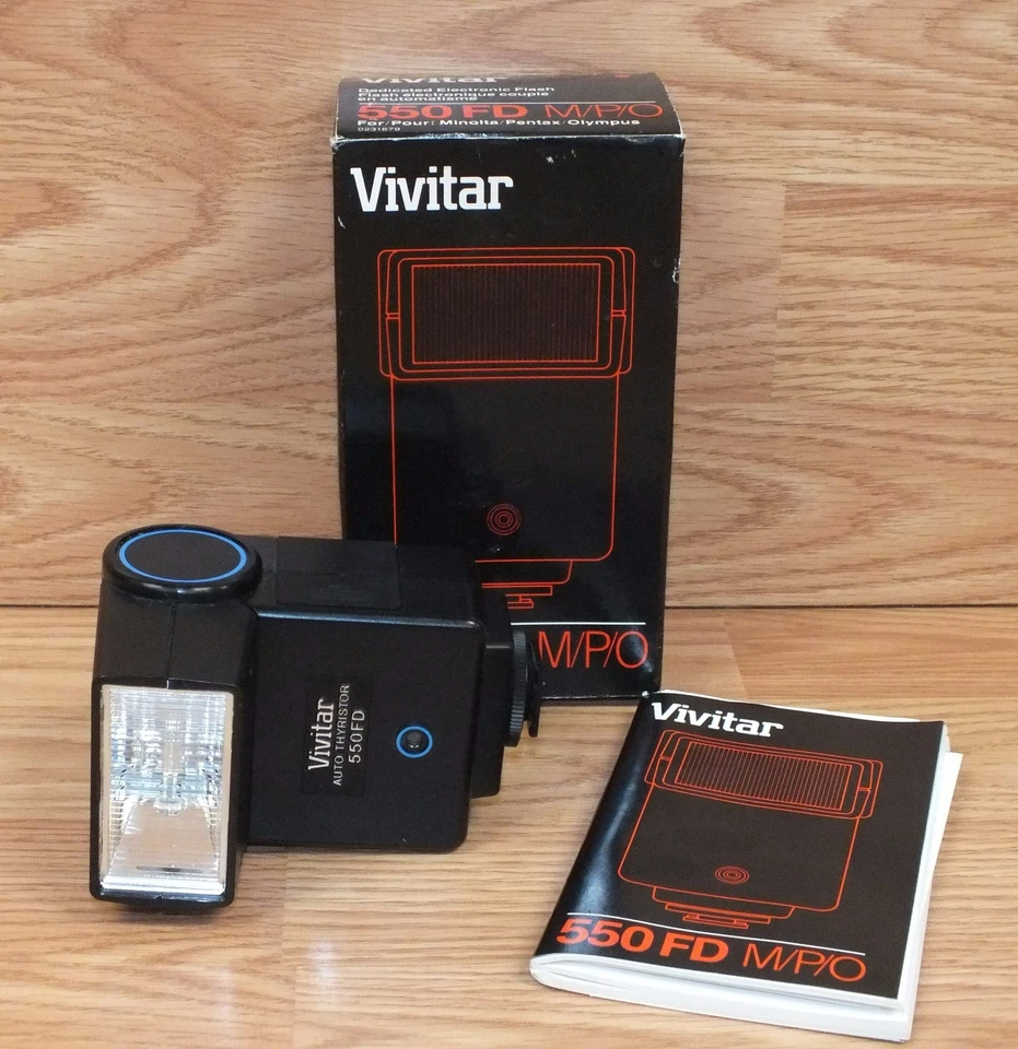 Vivitar (550 FD) M/P/O Dedicated Electronic Battery Operated Flash & Manual READ - Image 1 of 4