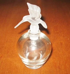 Botella de perfume de vidrio Silvestri vintage con tapa de colibrí hecha en Taiwán 5x3" - Imagen 1 de 10
